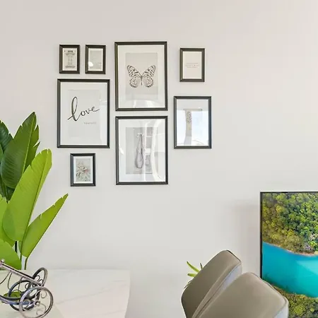 Stunning 2 Bedroom Apt At Waterloo Sydney Exterior photo